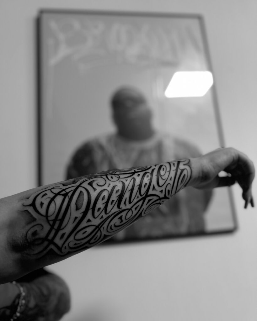 El Punto 08800 tatuaje lettering españa barcelona